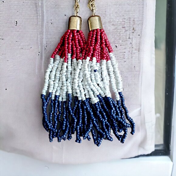 MACY'S HOLIDAY LANE Patriotic Beaded Necklace - Picture 3 of 5